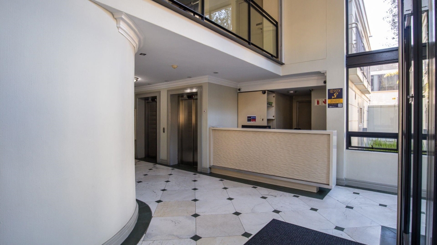 2 Bedroom Property for Sale in Cape Town City Centre Western Cape